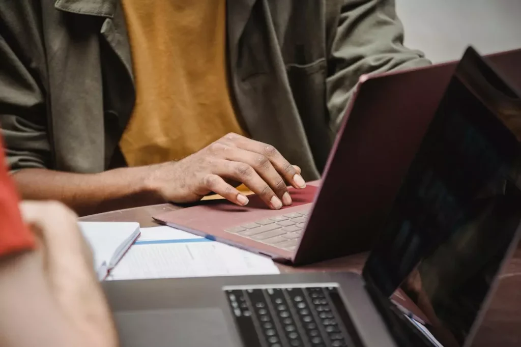 Tout savoir sur le SEO en 2025 : conseils, erreurs à éviter et évolutions clés
